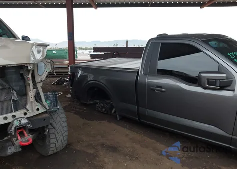 2023 Ford F-150 Xlt z USA, uszkodzony, nr VIN 1FTMF1C50PKD04652